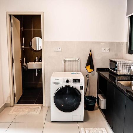 Greenfield Residence Bandar Sunway By Airhost Petaling Jaya Extérieur photo